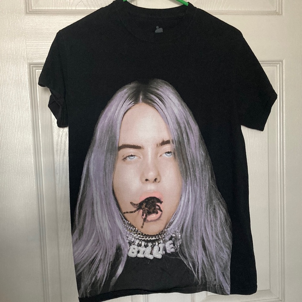 Hot Topic Black Tee with Billie Eilish Graphic and Lavender Hair
